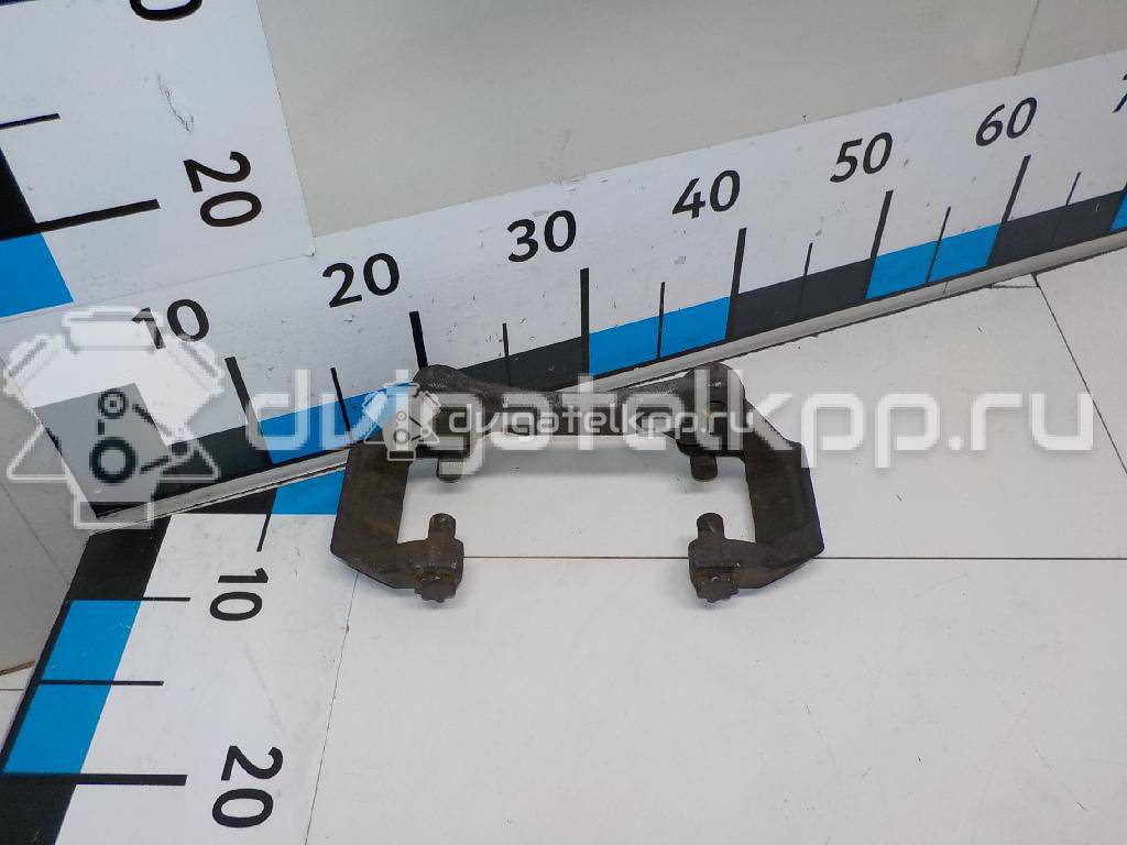 Фото Скоба суппорта переднего  4g0615125 для audi A4 [B8] {forloop.counter}}