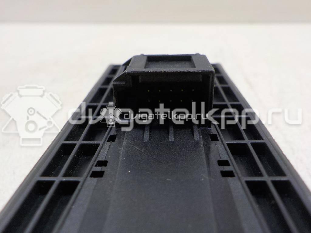 Фото Блок управления стеклоподъемниками  8K0959851D для Audi A5 / A4 / Q5 {forloop.counter}}