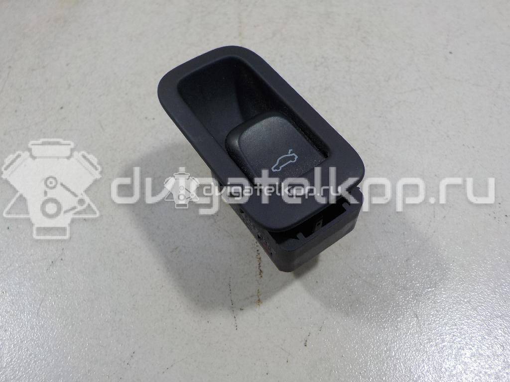 Фото Кнопка открывания багажника  8k0959831a для Audi A5 / A4 / Q5 {forloop.counter}}