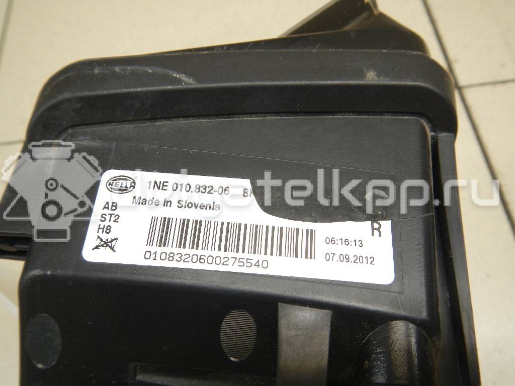 Фото Фара противотуманная правая  8K0941700B для Audi A4 {forloop.counter}}