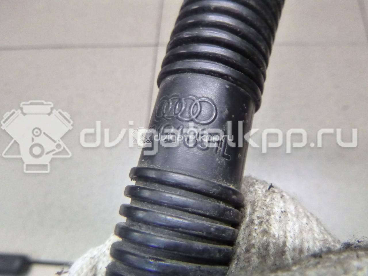 Фото Трубка картерных газов  078131831L для Audi A6 {forloop.counter}}