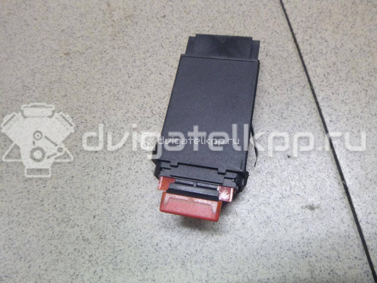 Фото Кнопка аварийной сигнализации  4b0941509d для Audi Allroad / A6 {forloop.counter}}