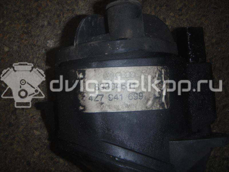 Фото Фара противотуманная левая  4Z7941699 для Audi Allroad {forloop.counter}}