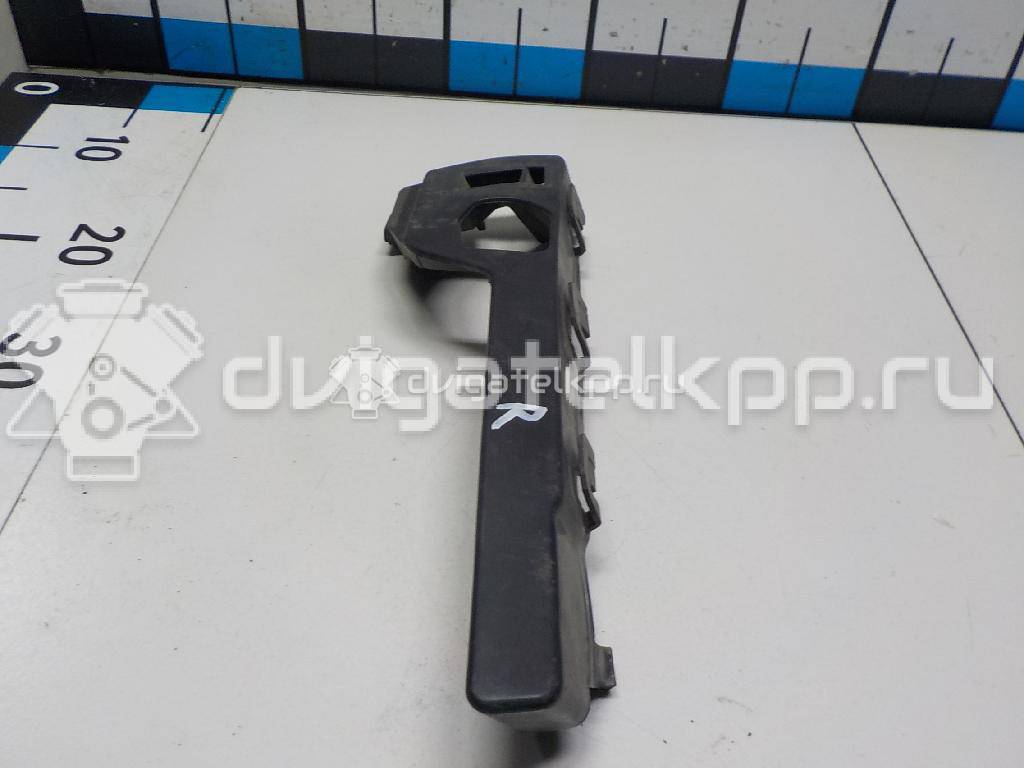 Фото Кронштейн переднего бампера правый  1335698 для Ford Focus {forloop.counter}}
