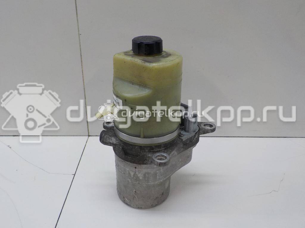 Фото Насос гидроусилителя  1743471 для Ford Fiesta / Focus / Kuga / C-Max {forloop.counter}}