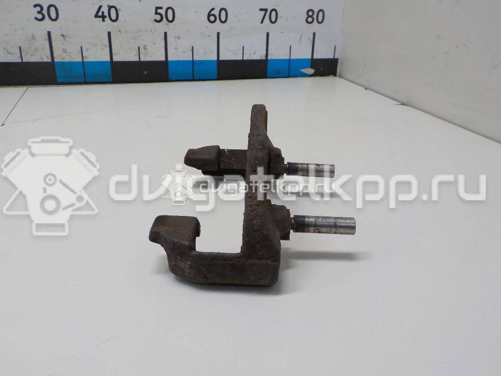 Фото Скоба суппорта переднего  1471710 для Ford Focus / C-Max {forloop.counter}}