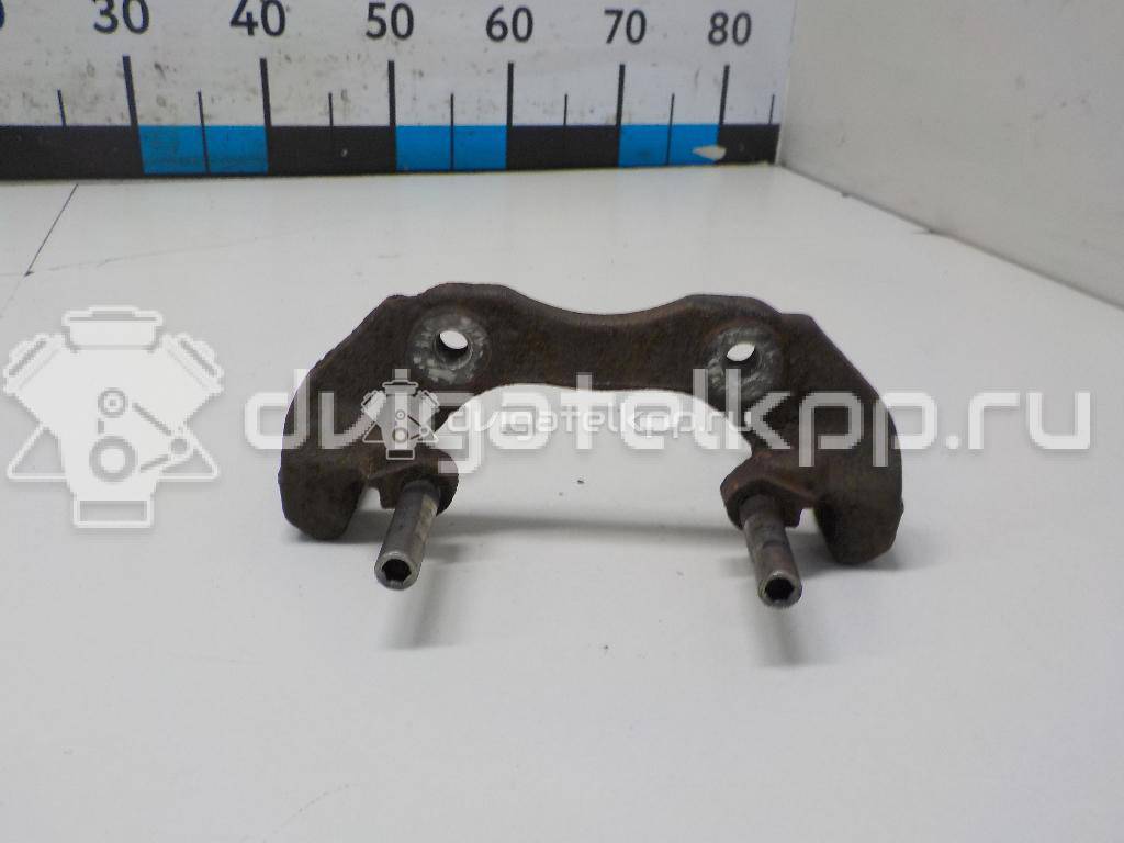 Фото Скоба суппорта переднего  1471710 для Ford Focus / C-Max {forloop.counter}}