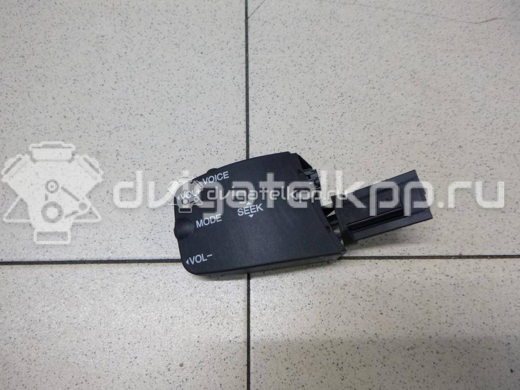 Фото Переключатель подрулевой управления магнитолой  1318965 для Ford Focus / Kuga / Transit / C-Max {forloop.counter}}