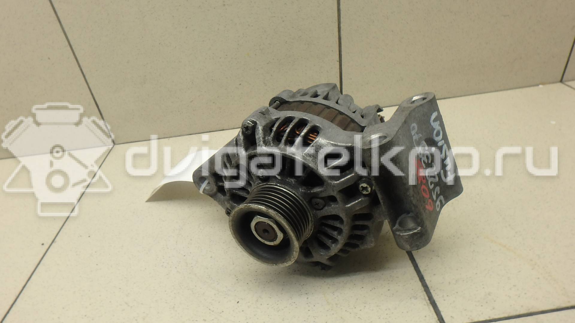 Фото Генератор  1592234 для Ford Fiesta / Focus / C-Max / Ka / Fusion Ju {forloop.counter}}