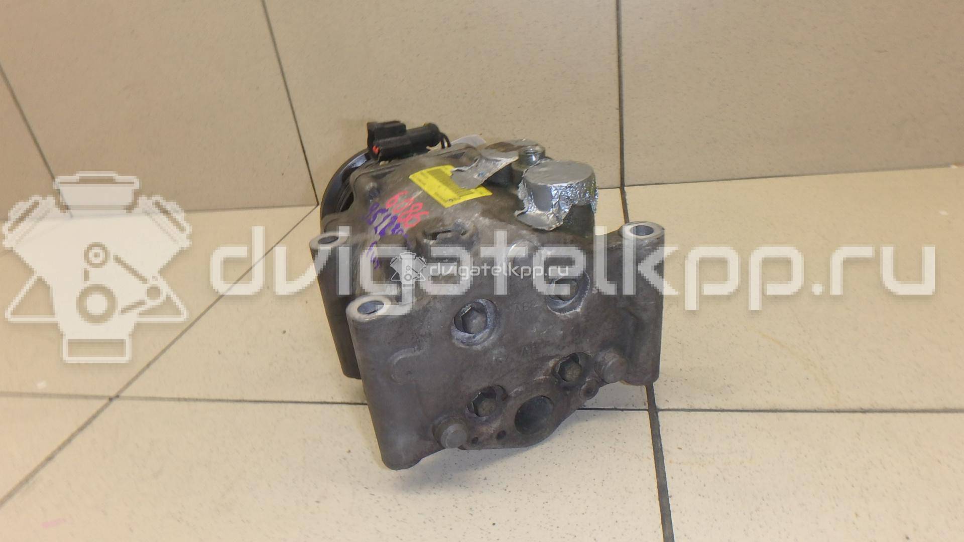 Фото Компрессор системы кондиционирования  1681193 для Ford Fiesta / Focus / Tourneo / Ka / Cougar Ec {forloop.counter}}