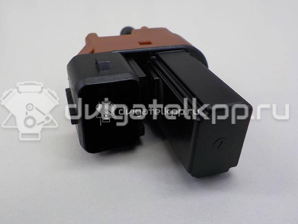 Фото Датчик педали сцепления  2S6T7C534AA для Ford Fiesta / Focus / Galaxy / Cougar Ec / Fusion Ju {forloop.counter}}