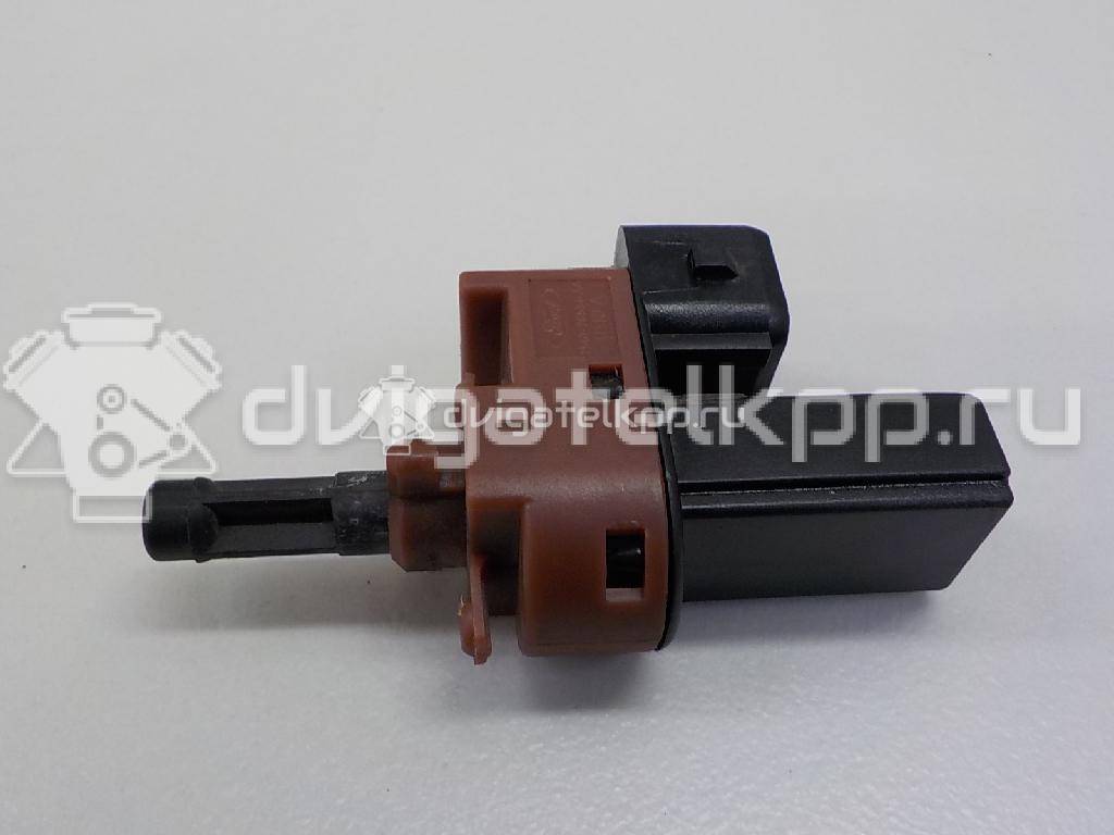 Фото Датчик педали сцепления  2S6T7C534AA для Ford Fiesta / Focus / Galaxy / Cougar Ec / Fusion Ju {forloop.counter}}