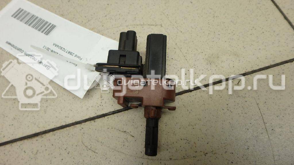 Фото Датчик педали сцепления  2s6t7c534aa для Ford Fiesta / Focus / Galaxy / Cougar Ec / Fusion Ju {forloop.counter}}