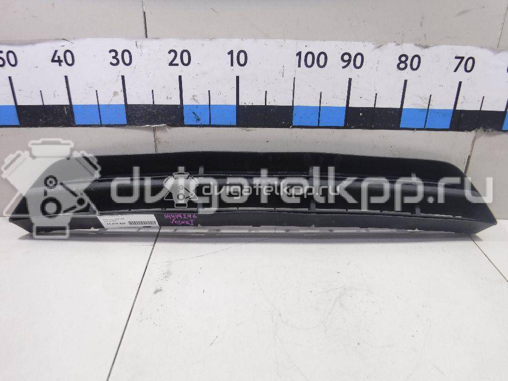 Фото Решетка в бампер центральная  1215617 для Ford Focus {forloop.counter}}