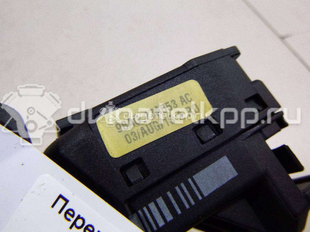Фото Переключатель стеклоочистителей  98AG17A553AC для Ford Focus {forloop.counter}}