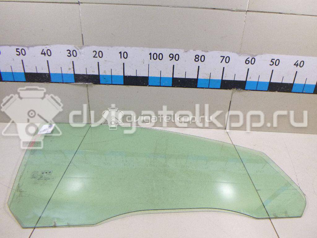 Фото Стекло двери передней правой  1342622 для Ford Focus {forloop.counter}}