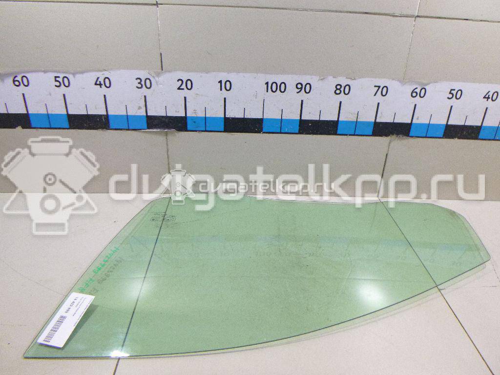 Фото Стекло двери передней левой  1342624 для Ford Focus {forloop.counter}}