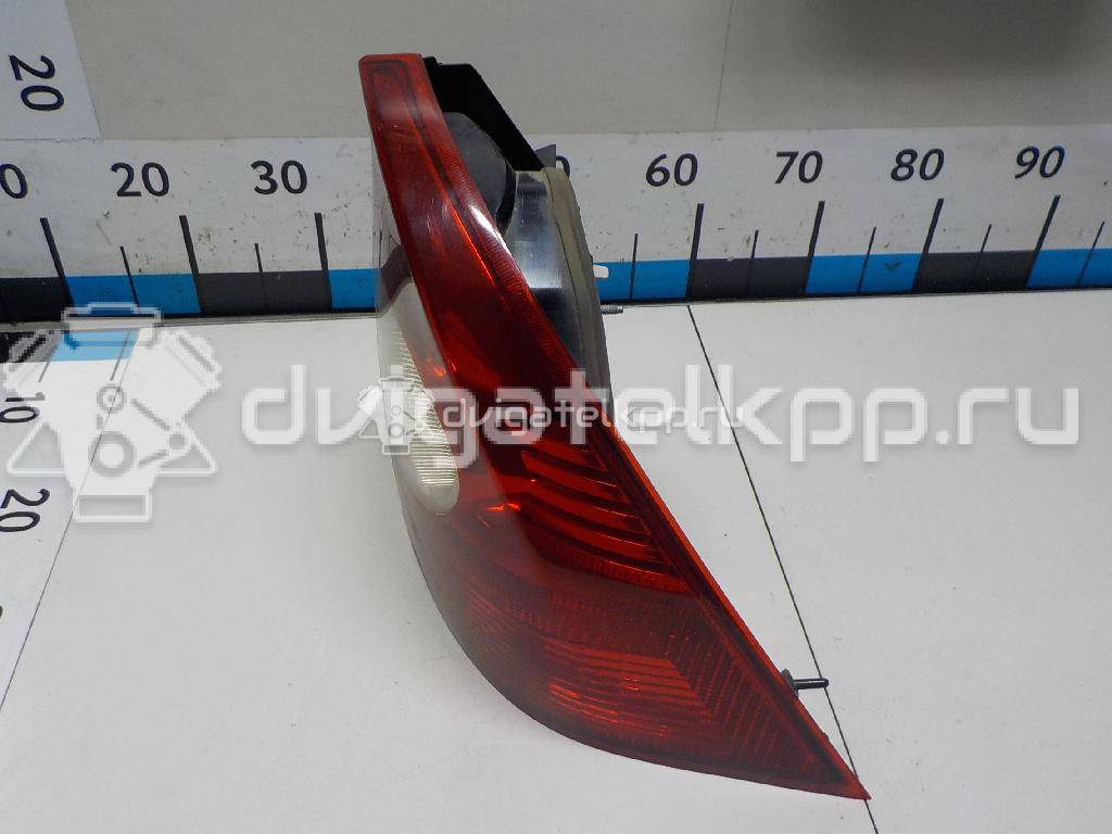 Фото Фонарь задний правый  1333832 для Ford Focus {forloop.counter}}