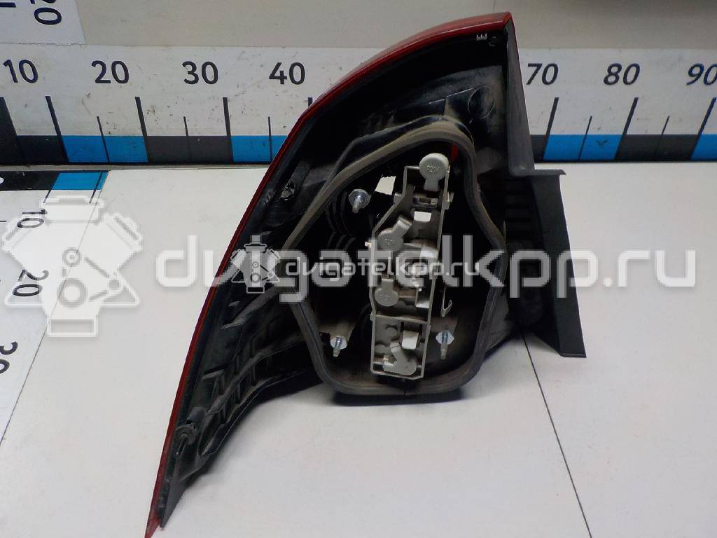 Фото Фонарь задний правый  1333832 для Ford Focus {forloop.counter}}