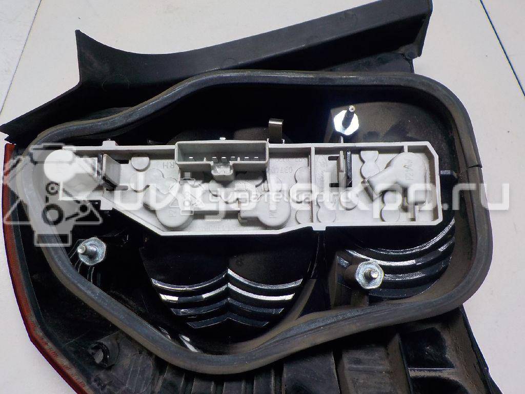 Фото Фонарь задний правый  1333832 для Ford Focus {forloop.counter}}