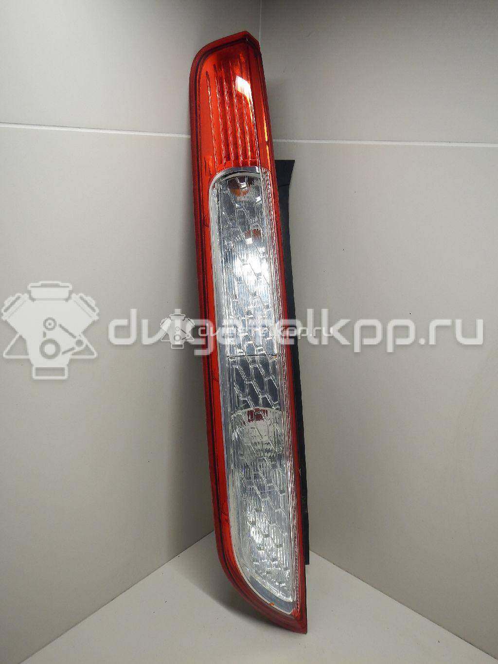 Фото Фонарь задний левый  1520769 для Ford Focus {forloop.counter}}