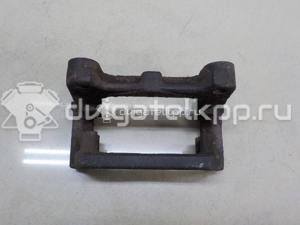 Фото Скоба суппорта заднего  1460288 для Ford Focus / Galaxy / Kuga / S-Max / Mondeo {forloop.counter}}