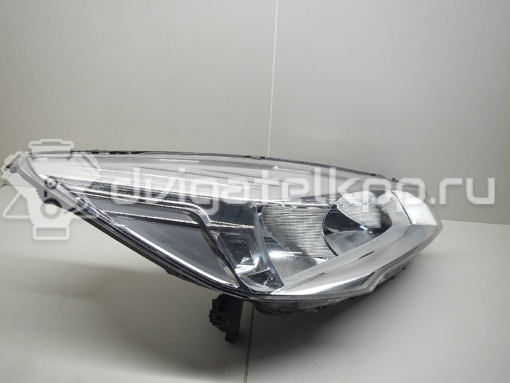 Фото Фара правая  1808349 для Ford Kuga {forloop.counter}}