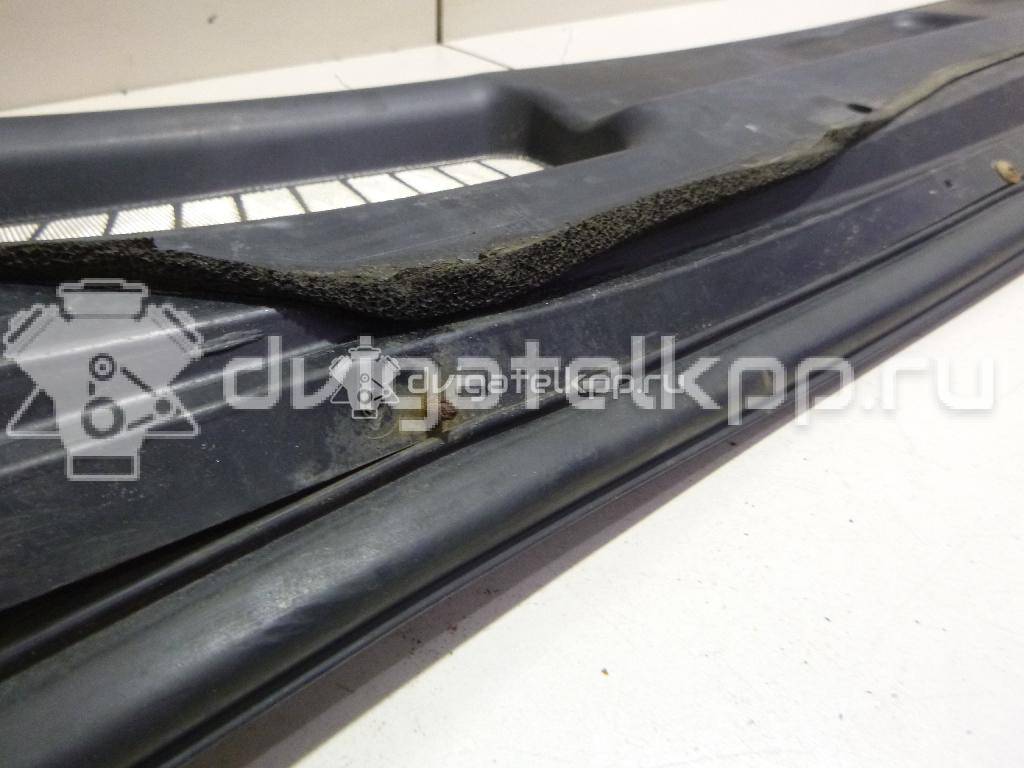 Фото Решетка стеклооч. (планка под лобовое стекло)  1471826 для Ford Capri {forloop.counter}}