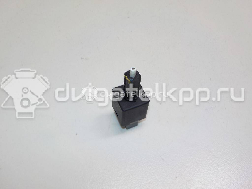 Фото Датчик включения стопсигнала  938103s700 для hyundai Creta {forloop.counter}}