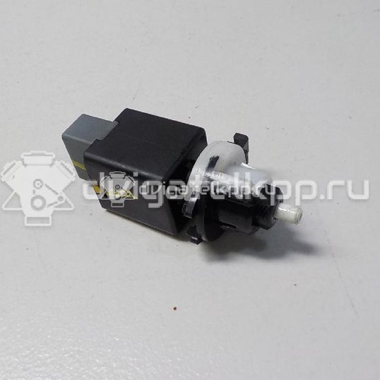 Фото Датчик включения стопсигнала  938103S700 для hyundai Creta