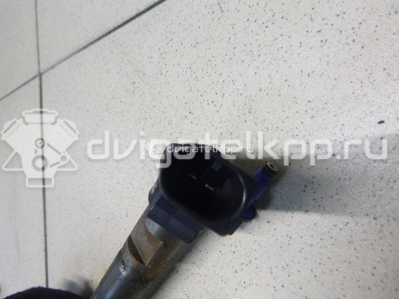 Фото Форсунка дизельная электрическая  338002F000 для Kia Sorento / Carnival {forloop.counter}}