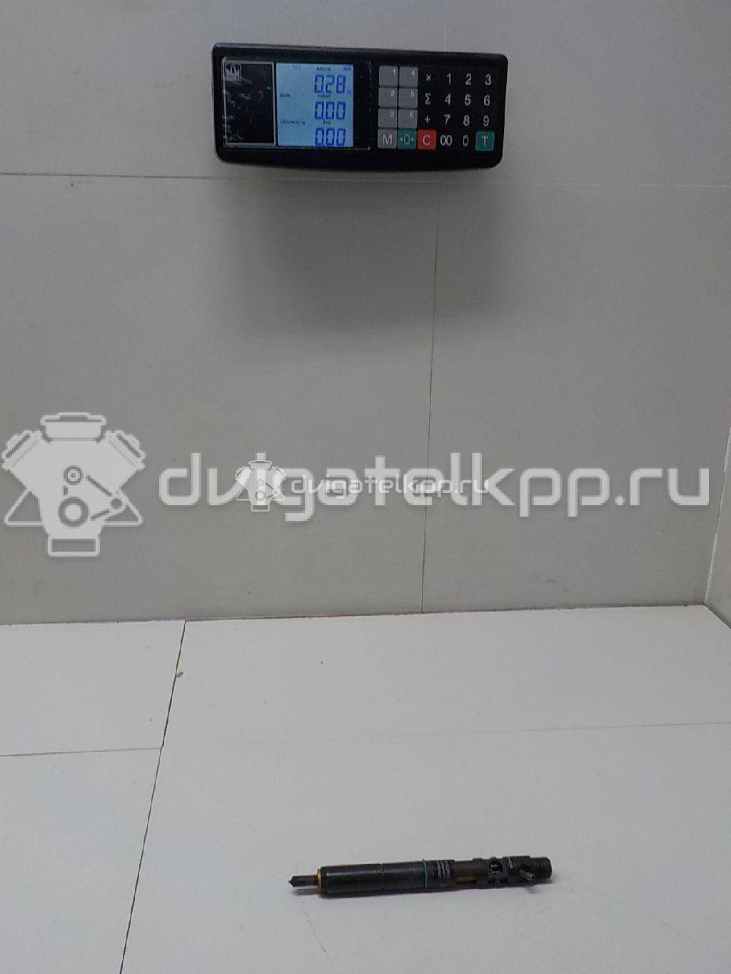 Фото Форсунка дизельная электрическая  338004X400 для Kia Carnival {forloop.counter}}