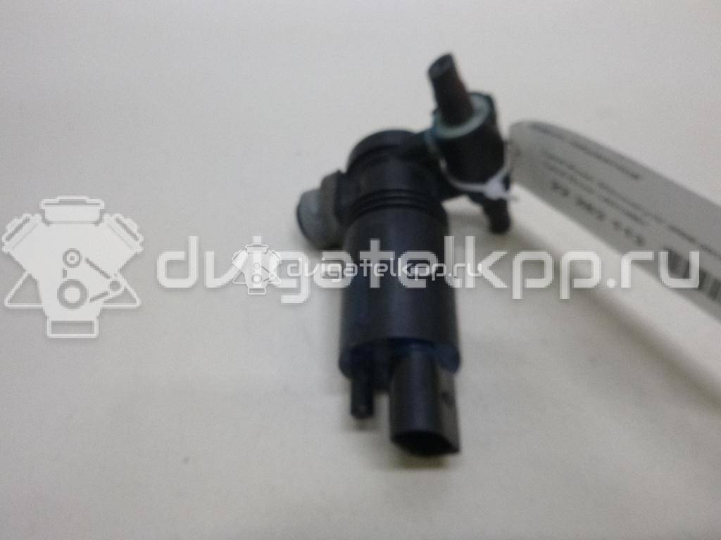 Фото Насос омывателя  LR013951 для Land Rover Range Rover / Discovery {forloop.counter}}
