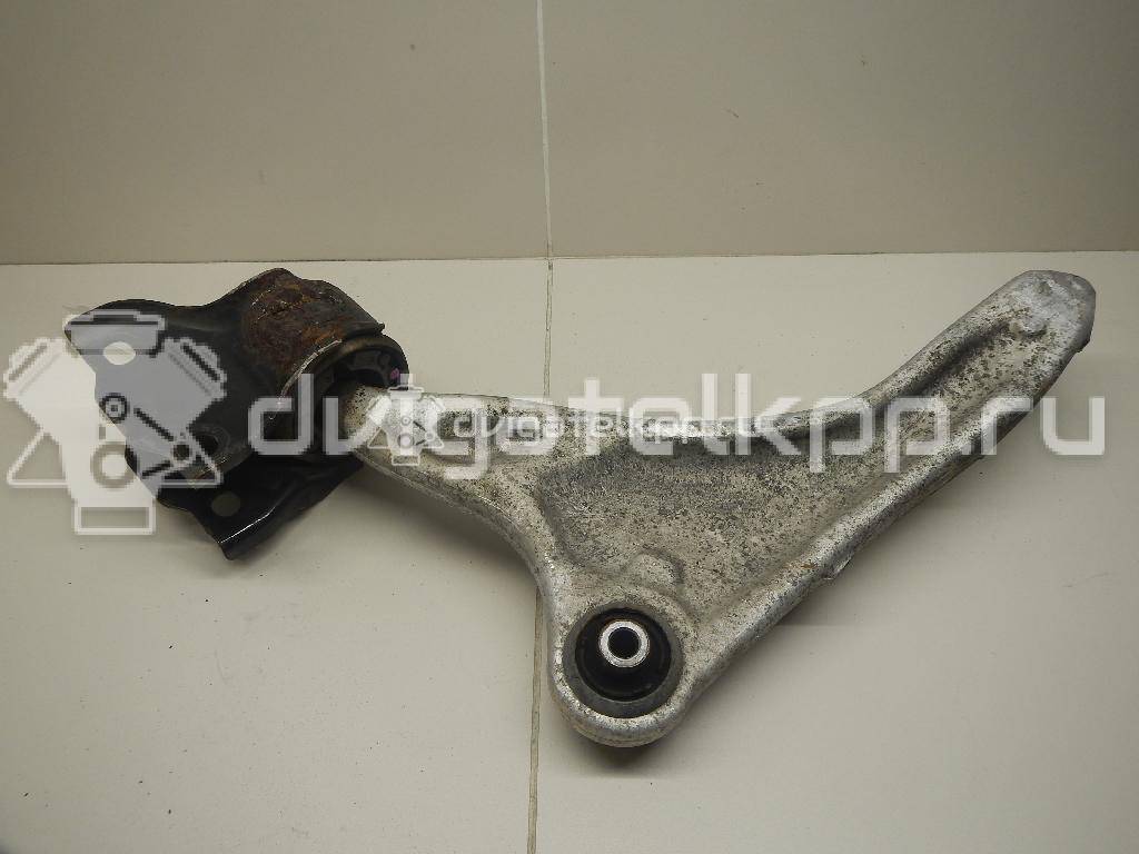 Фото Рычаг передний правый  LR073521 для Land Rover Range Rover / Discovery {forloop.counter}}