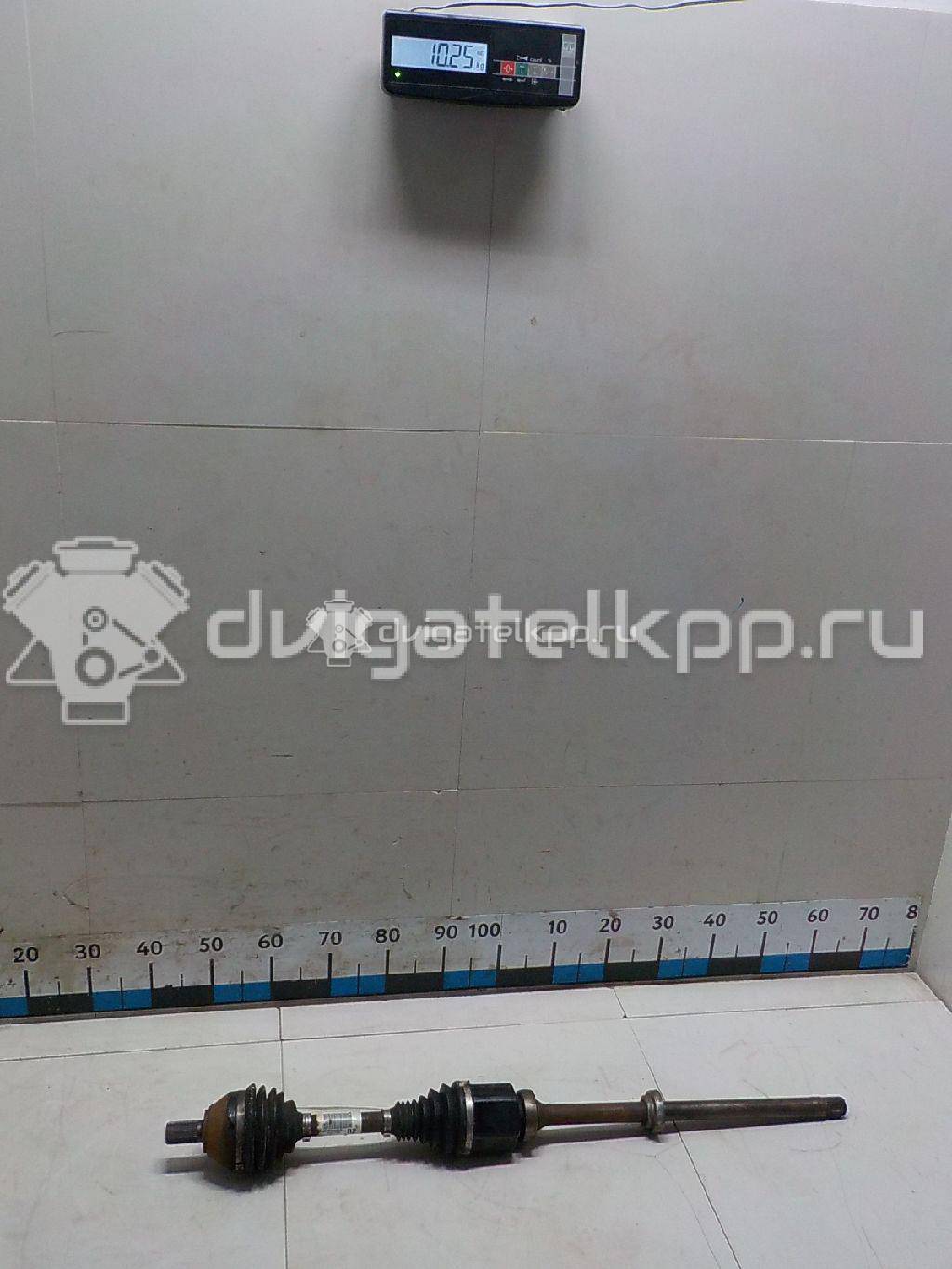 Фото Полуось передняя правая  LR062661 для Land Rover Freelander {forloop.counter}}