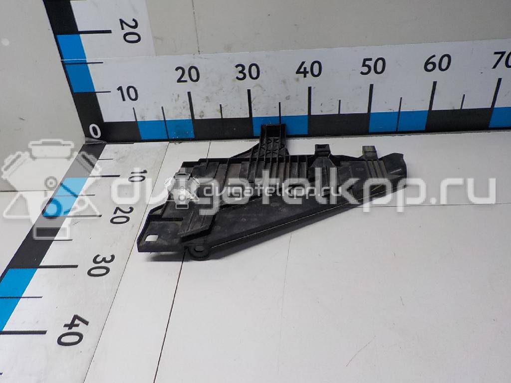 Фото Кронштейн фар левый  LR001542 для Land Rover Freelander {forloop.counter}}