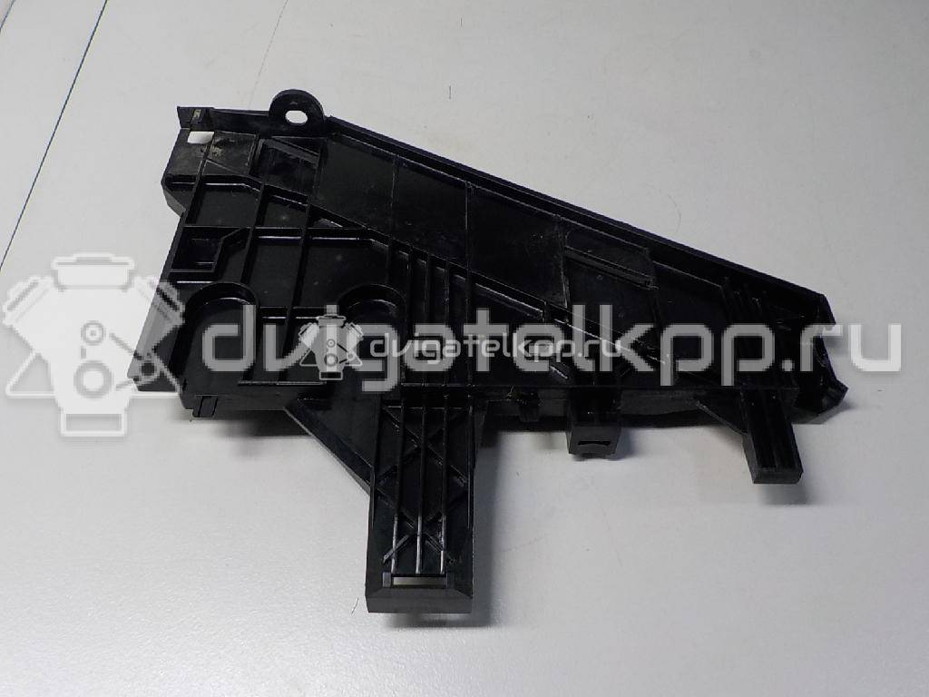 Фото Кронштейн фар левый  LR001542 для Land Rover Freelander {forloop.counter}}
