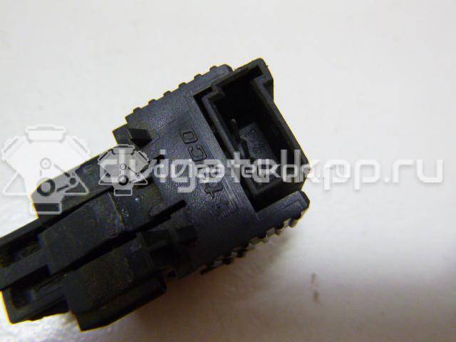Фото Датчик включения стопсигнала  61316967601 для mercedes benz A180/200/250 W176 {forloop.counter}}