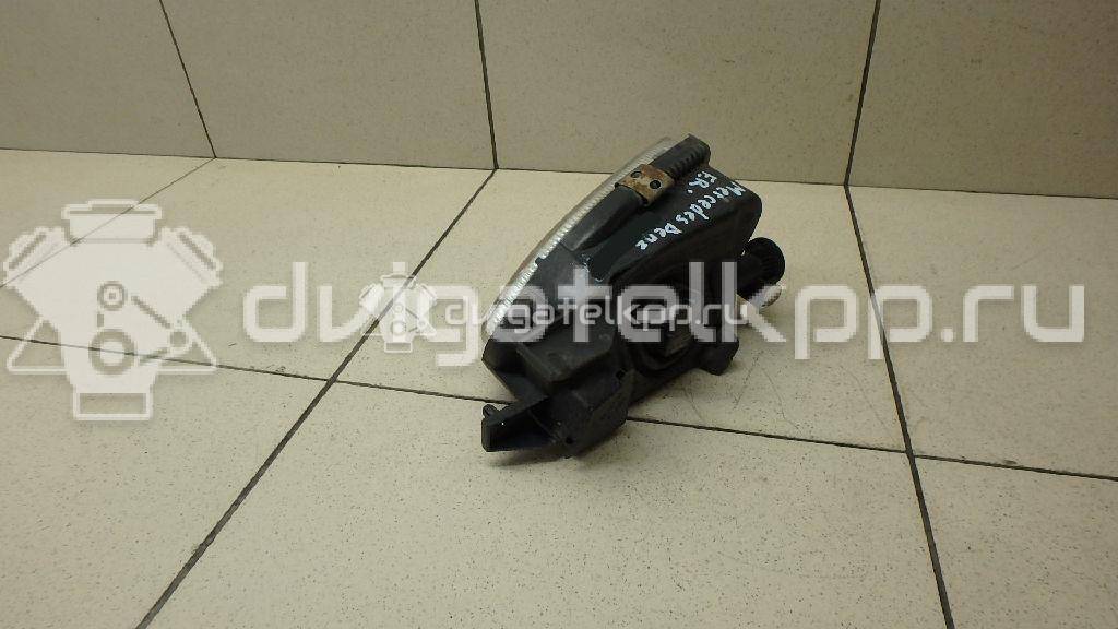 Фото Фара противотуманная правая  2118200656 для mercedes benz W211 E-Klasse {forloop.counter}}