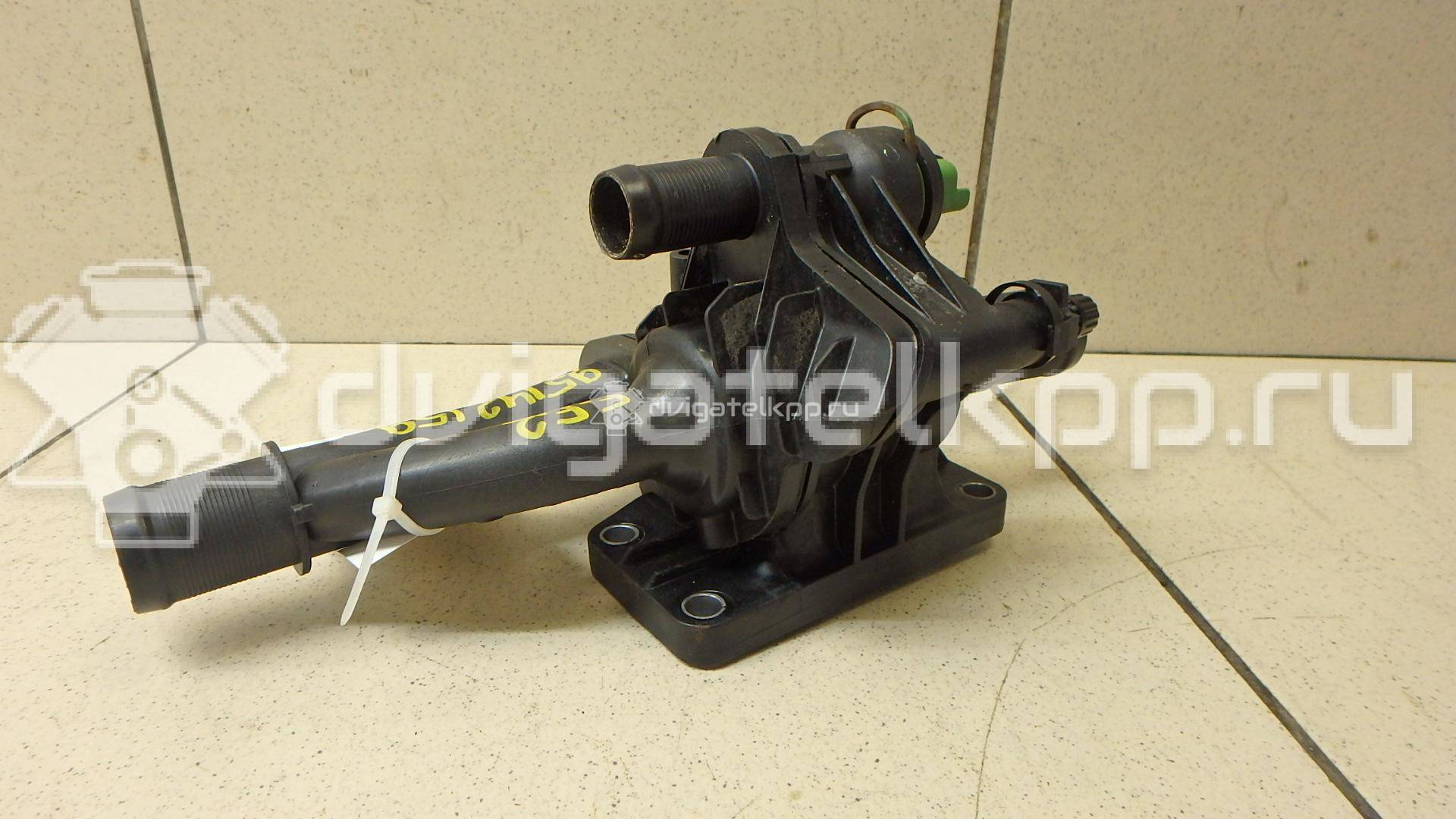 Фото Корпус термостата  2078986 для Ford Fiesta / Focus / Tourneo / C-Max / Galaxy {forloop.counter}}