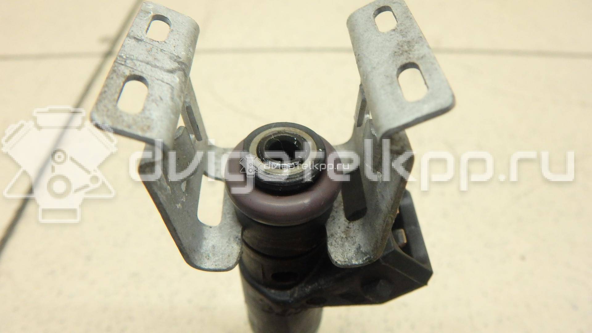 Фото Форсунка инжекторная электрическая  1429840 для Ford Fiesta / Focus / C-Max / B-Max Jk / Fusion Ju {forloop.counter}}