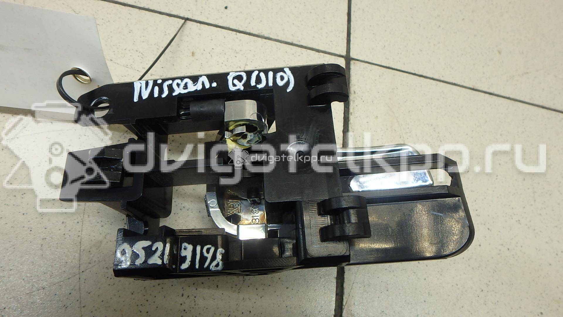 Фото Ручка двери внутренняя левая  80671JD00E для Nissan Qashqai {forloop.counter}}