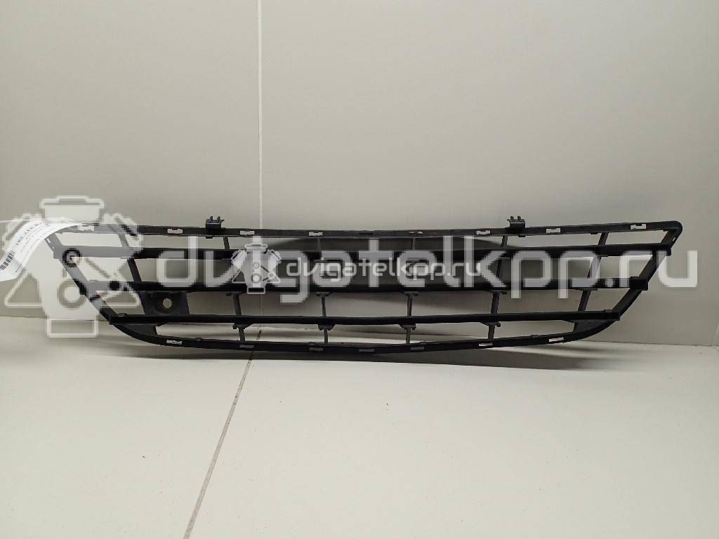Фото Решетка в бампер центральная  13231589 для Opel Corsa {forloop.counter}}