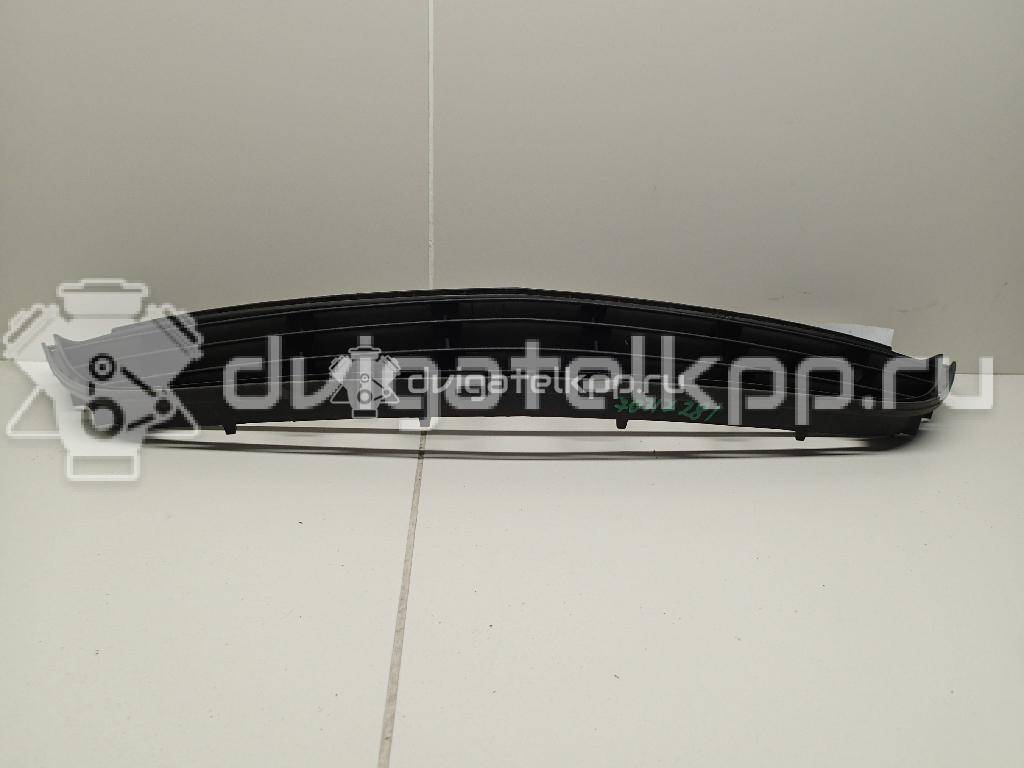 Фото Решетка в бампер центральная  13231589 для Opel Corsa {forloop.counter}}