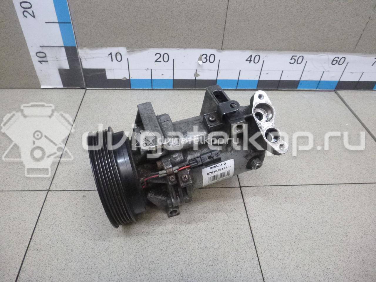 Фото Компрессор системы кондиционирования  8201025121 для Renault Logan / Fluence L30 {forloop.counter}}