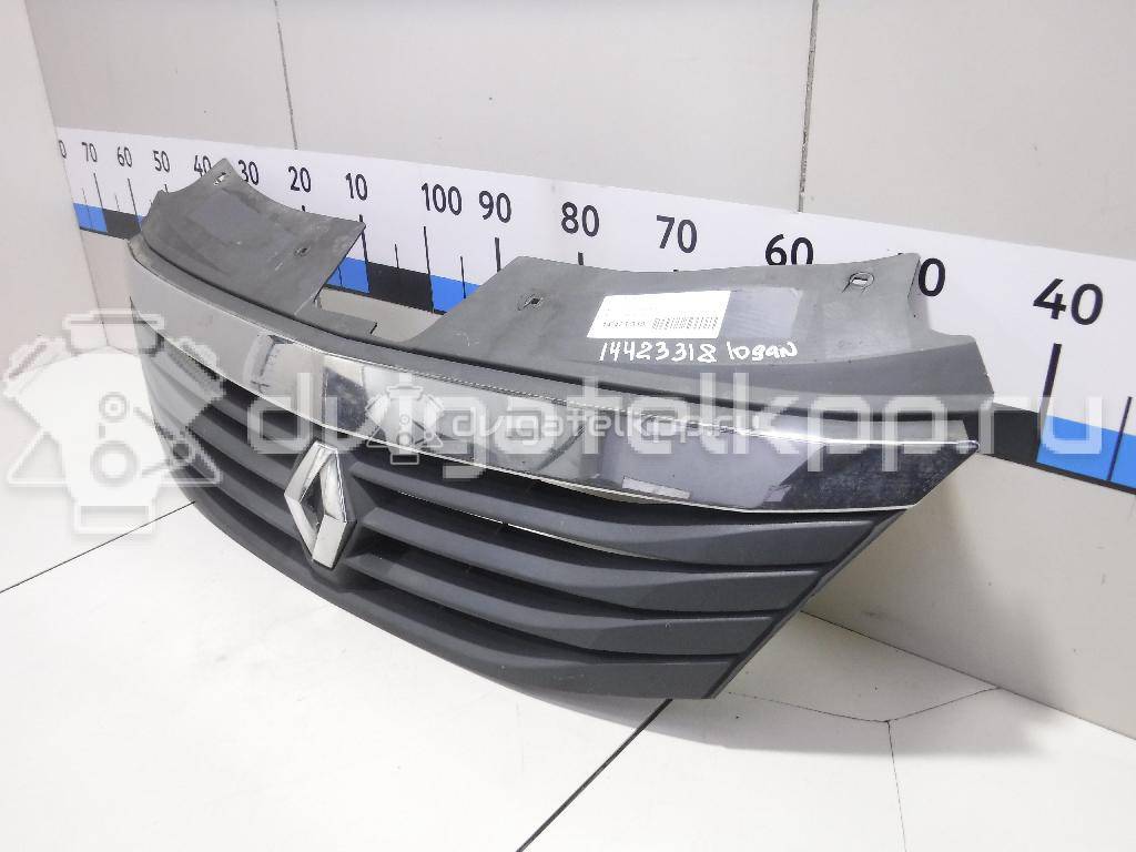 Фото Решетка радиатора  8200752748 для Renault Logan {forloop.counter}}
