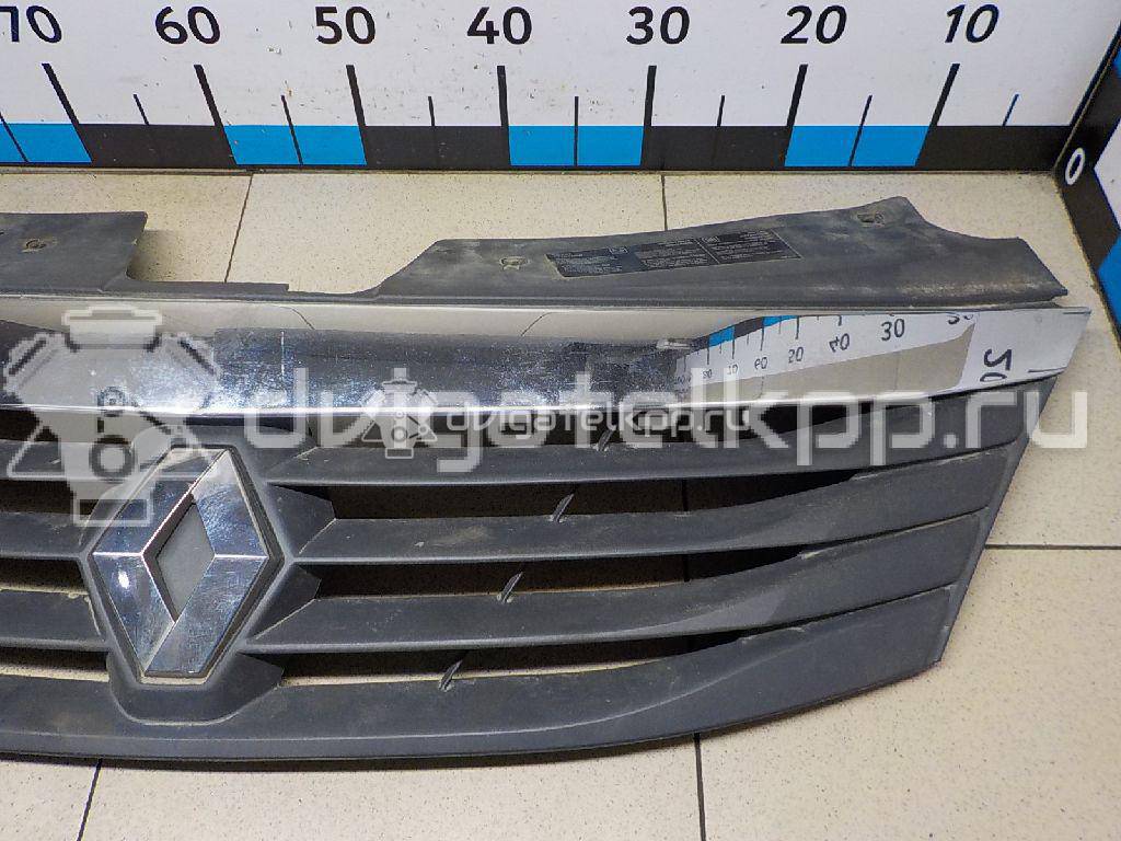 Фото Решетка радиатора  8200752748 для Renault Logan {forloop.counter}}