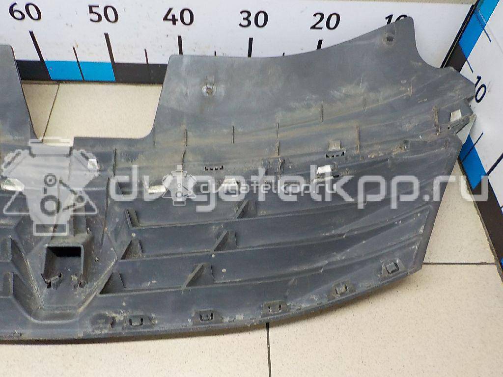 Фото Решетка радиатора  8200752748 для Renault Logan {forloop.counter}}