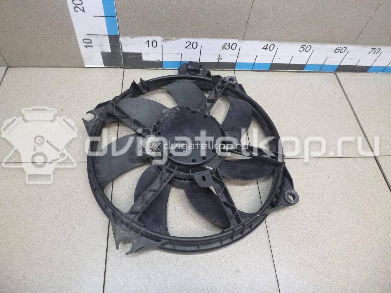 Фото Вентилятор радиатора  214819402R для Renault Scénic / Fluence L30 / Megane {forloop.counter}}
