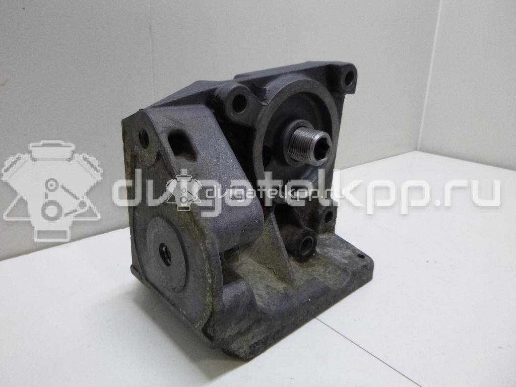 Фото Кронштейн масляного фильтра  1385380 для Ford Focus / C-Max / Galaxy / S-Max / Mondeo {forloop.counter}}